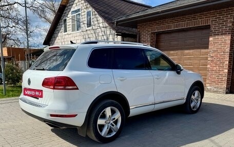 Volkswagen Touareg III, 2012 год, 2 680 000 рублей, 6 фотография