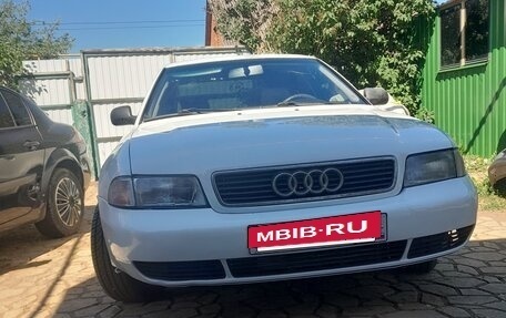 Audi A4, 1995 год, 229 000 рублей, 2 фотография