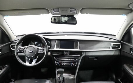 KIA K5, 2019 год, 2 199 000 рублей, 10 фотография
