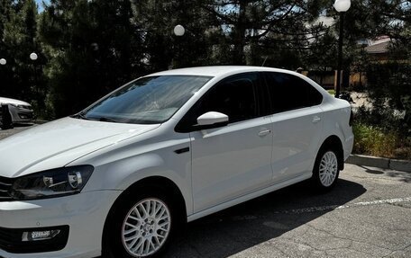 Volkswagen Polo VI (EU Market), 2016 год, 1 490 000 рублей, 2 фотография