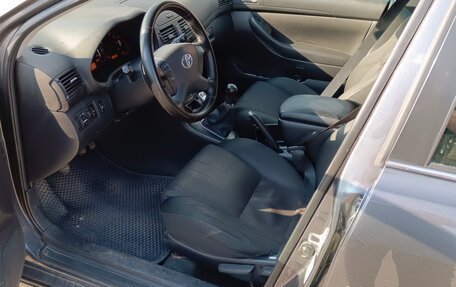 Toyota Avensis III рестайлинг, 2008 год, 800 000 рублей, 4 фотография