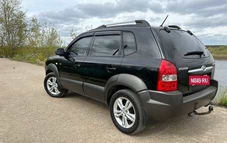Hyundai Tucson III, 2005 год, 990 000 рублей, 3 фотография