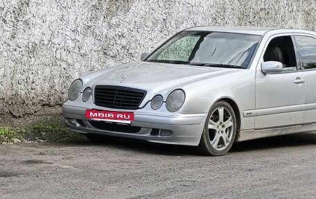 Mercedes-Benz E-Класс, 1997 год, 250 000 рублей, 2 фотография