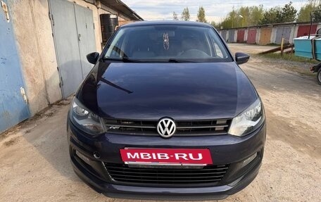 Volkswagen Polo VI (EU Market), 2012 год, 800 000 рублей, 12 фотография