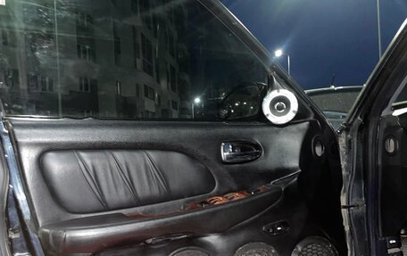 Hyundai Sonata IV рестайлинг, 2004 год, 550 000 рублей, 9 фотография