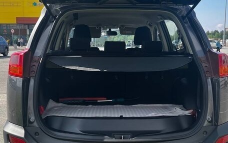 Toyota RAV4, 2013 год, 1 700 000 рублей, 5 фотография