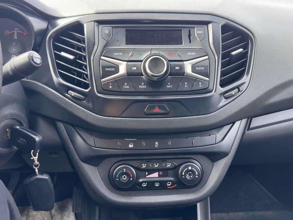 ВАЗ (LADA) Vesta I, 2021 год, 900 000 рублей, 13 фотография