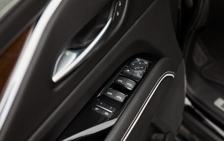 Cadillac Escalade V, 2023 год, 15 500 000 рублей, 12 фотография