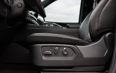 Cadillac Escalade V, 2023 год, 15 500 000 рублей, 33 фотография