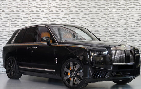 Rolls-Royce Cullinan, 2025 год, 72 700 000 рублей, 6 фотография