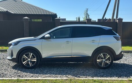 Peugeot 3008 II, 2021 год, 1 940 000 рублей, 4 фотография