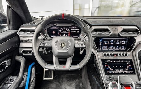 Lamborghini Urus I, 2025 год, 46 000 000 рублей, 10 фотография