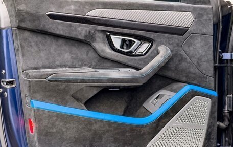 Lamborghini Urus I, 2025 год, 46 000 000 рублей, 16 фотография