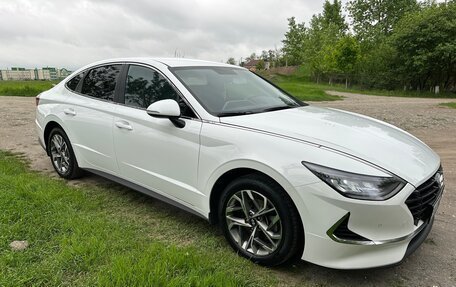 Hyundai Sonata VIII, 2021 год, 1 850 000 рублей, 3 фотография