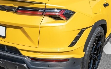 Lamborghini Urus I, 2025 год, 46 000 000 рублей, 8 фотография