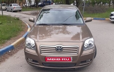 Toyota Avensis III рестайлинг, 2004 год, 844 000 рублей, 1 фотография