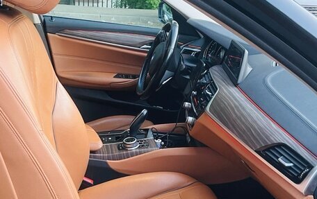 BMW 5 серия, 2019 год, 2 699 990 рублей, 6 фотография