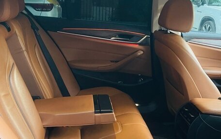 BMW 5 серия, 2019 год, 2 699 990 рублей, 7 фотография