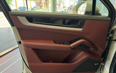 Porsche Cayenne III, 2025 год, 18 490 000 рублей, 29 фотография