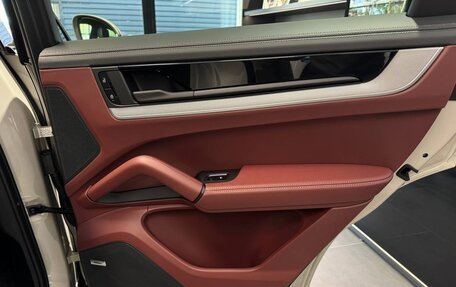 Porsche Cayenne III, 2025 год, 18 490 000 рублей, 27 фотография