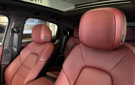 Porsche Cayenne III, 2025 год, 18 490 000 рублей, 19 фотография
