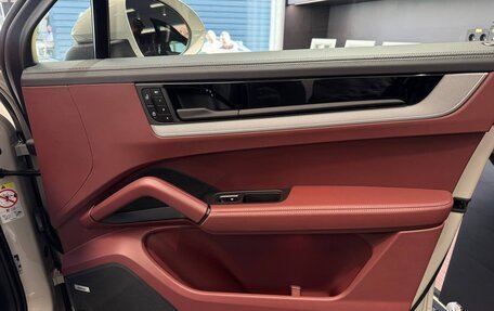 Porsche Cayenne III, 2025 год, 18 490 000 рублей, 30 фотография