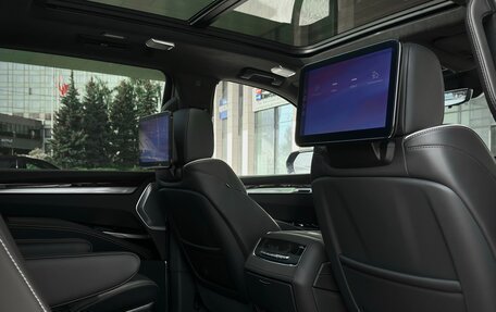 Cadillac Escalade V, 2025 год, 24 000 000 рублей, 33 фотография