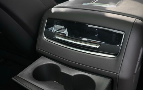 Cadillac Escalade V, 2025 год, 24 000 000 рублей, 35 фотография