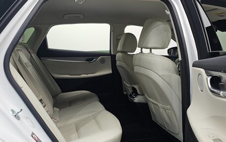 Hyundai Grandeur, 2022 год, 3 000 000 рублей, 11 фотография