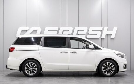 KIA Carnival III, 2016 год, 2 310 000 рублей, 5 фотография