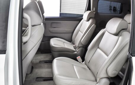 KIA Carnival III, 2016 год, 2 310 000 рублей, 11 фотография