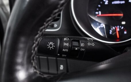 KIA Carnival III, 2016 год, 2 310 000 рублей, 20 фотография