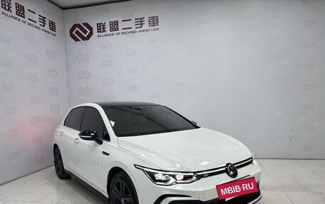 Volkswagen Golf VIII, 2021 год, 2 100 000 рублей, 3 фотография
