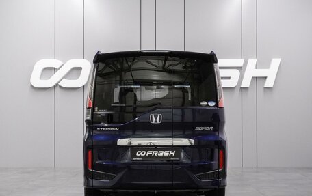 Honda Stepwgn IV, 2018 год, 2 679 000 рублей, 4 фотография