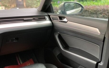 Volkswagen Passat CC, 2021 год, 1 990 000 рублей, 21 фотография