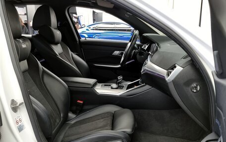 BMW 3 серия, 2021 год, 2 800 000 рублей, 11 фотография