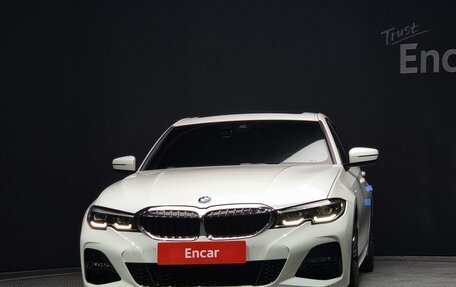 BMW 3 серия, 2021 год, 2 800 000 рублей, 3 фотография