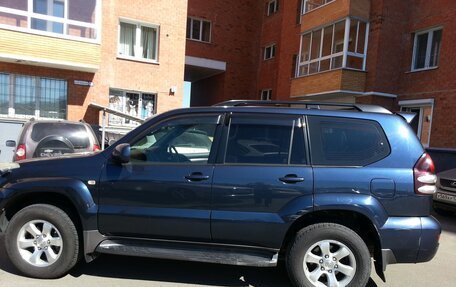 Toyota Land Cruiser Prado 120 рестайлинг, 2004 год, 1 800 000 рублей, 7 фотография