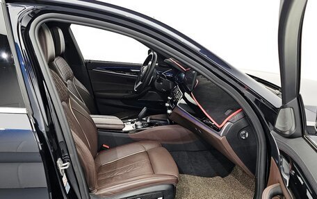 BMW 5 серия, 2021 год, 3 700 000 рублей, 11 фотография