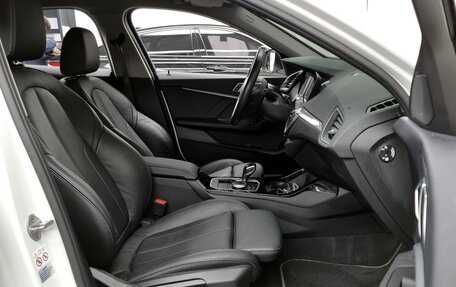 BMW 1 серия, 2022 год, 2 500 000 рублей, 11 фотография