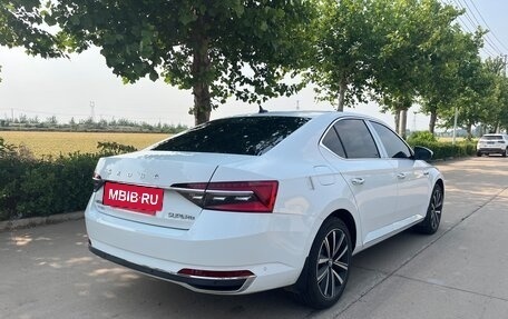Skoda Superb, 2025 год, 2 990 000 рублей, 4 фотография