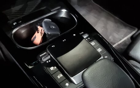 Mercedes-Benz A-Класс, 2021 год, 2 600 000 рублей, 18 фотография
