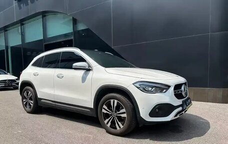 Mercedes-Benz GLA, 2020 год, 2 200 000 рублей, 3 фотография