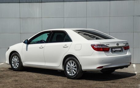 Toyota Camry, 2015 год, 2 390 000 рублей, 2 фотография