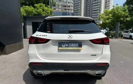 Mercedes-Benz GLA, 2020 год, 2 200 000 рублей, 7 фотография