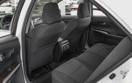 Toyota Camry, 2015 год, 2 390 000 рублей, 11 фотография