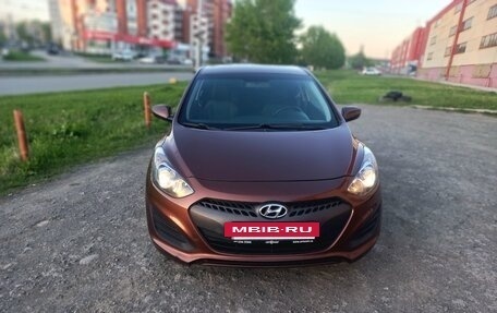 Hyundai i30 II рестайлинг, 2013 год, 996 000 рублей, 2 фотография