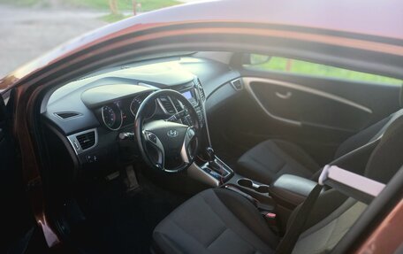 Hyundai i30 II рестайлинг, 2013 год, 996 000 рублей, 11 фотография