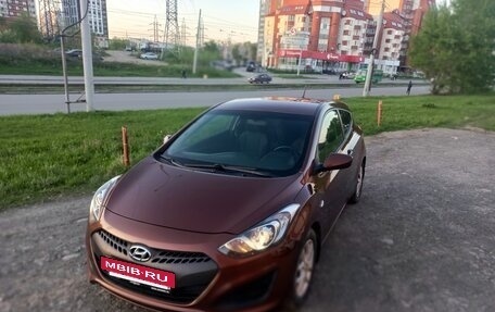 Hyundai i30 II рестайлинг, 2013 год, 996 000 рублей, 8 фотография