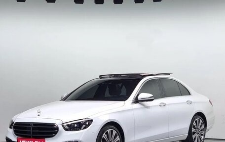 Mercedes-Benz E-Класс, 2021 год, 4 240 400 рублей, 1 фотография